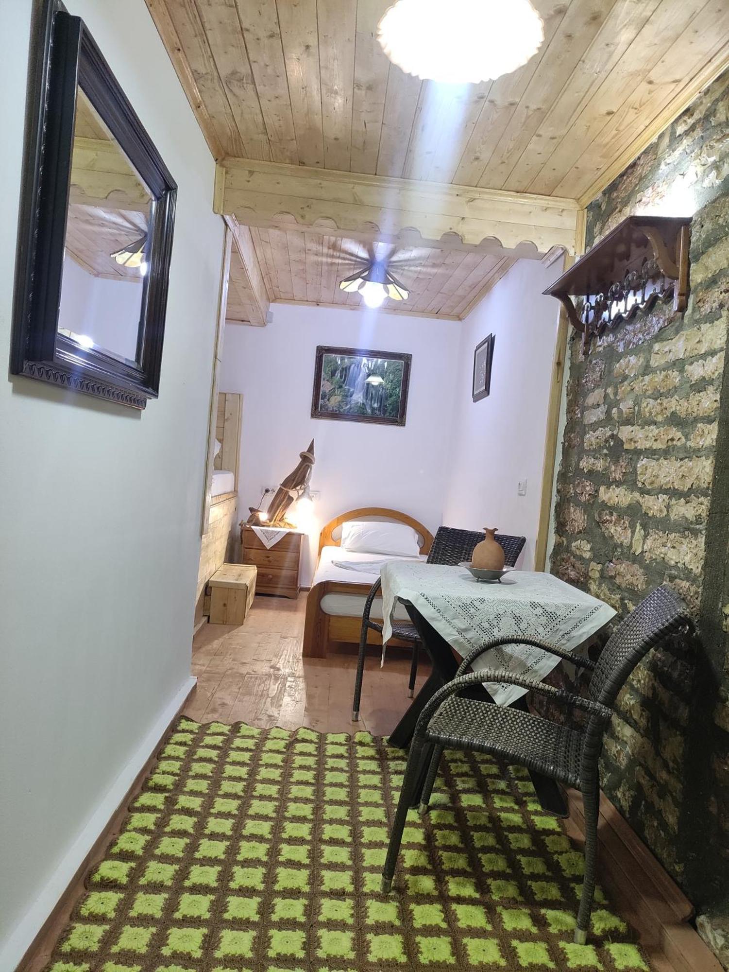 Karafil Guesthouse Αργυρόκαστρο Εξωτερικό φωτογραφία