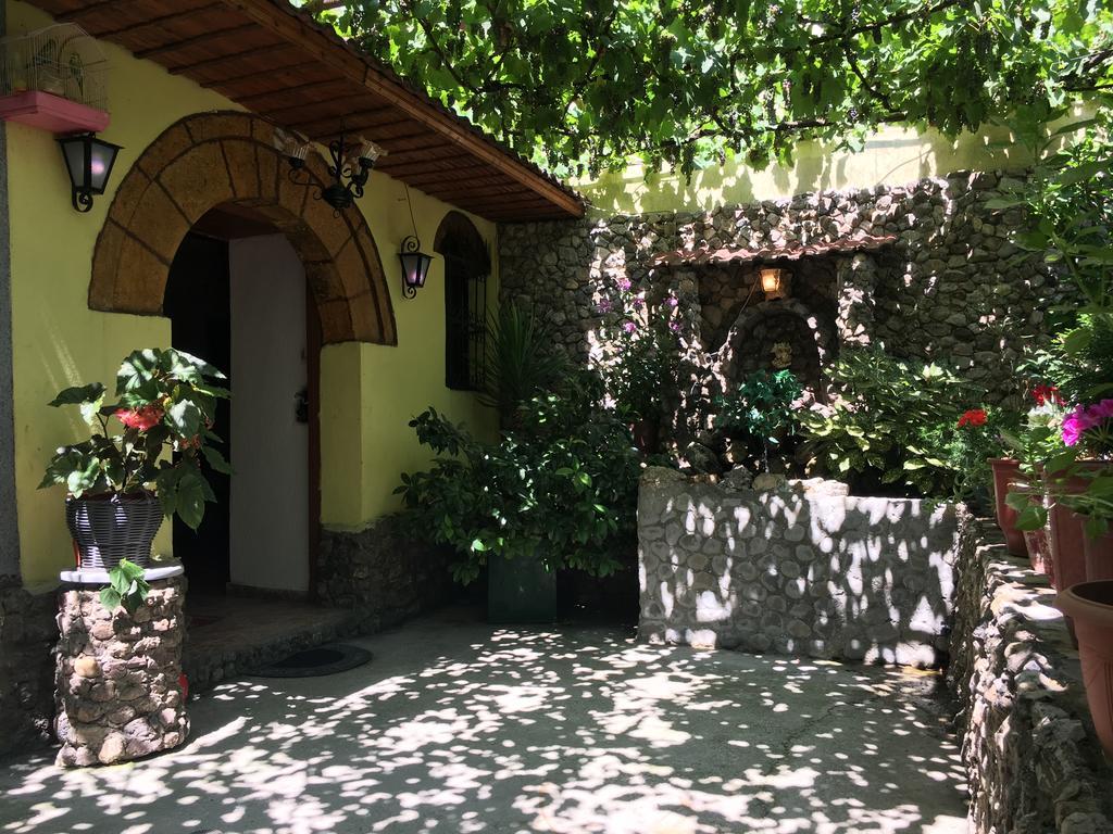 Karafil Guesthouse Αργυρόκαστρο Εξωτερικό φωτογραφία