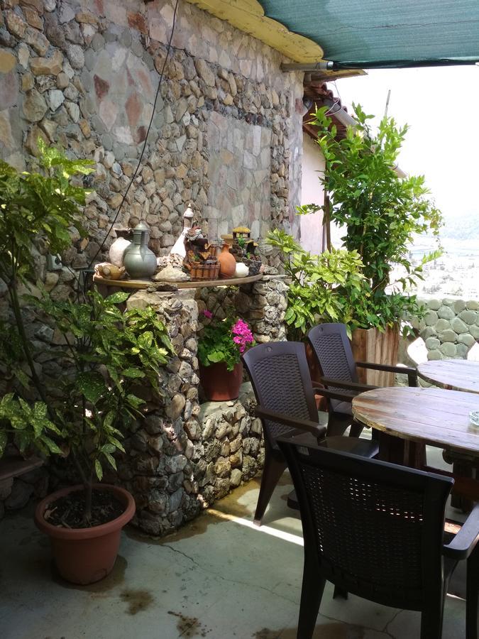 Karafil Guesthouse Αργυρόκαστρο Εξωτερικό φωτογραφία